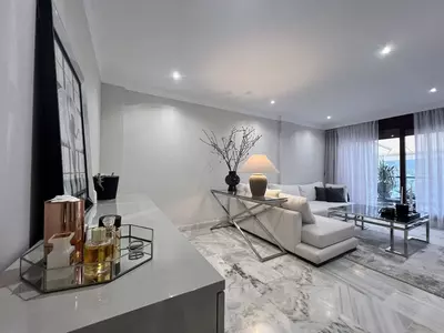 Middle Floor Apartment in Benahavís