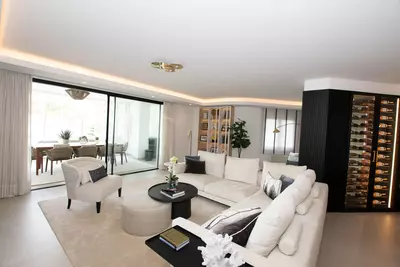 Middle Floor Apartment in Puerto Banús