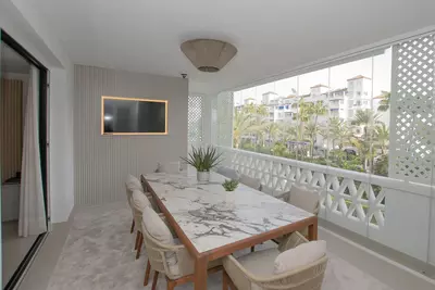 Middle Floor Apartment in Puerto Banús