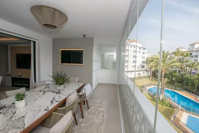 Middle Floor Apartment in Puerto Banús