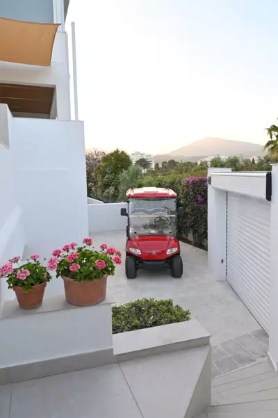 Semi-Detached House in Guadalmina Alta