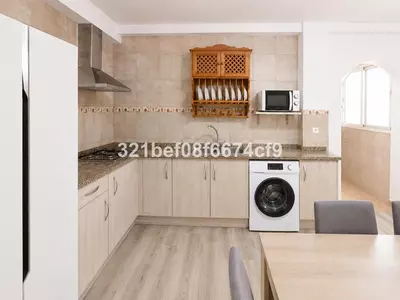Middle Floor Apartment in Estepona