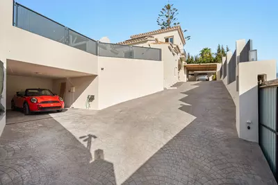 Detached Villa in Estepona