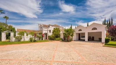Detached Villa in Guadalmina Baja