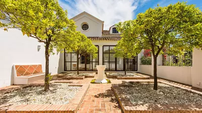Detached Villa in Guadalmina Baja