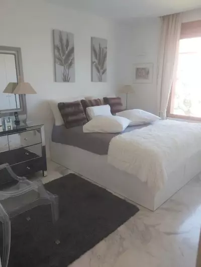 Middle Floor Apartment in Marbella