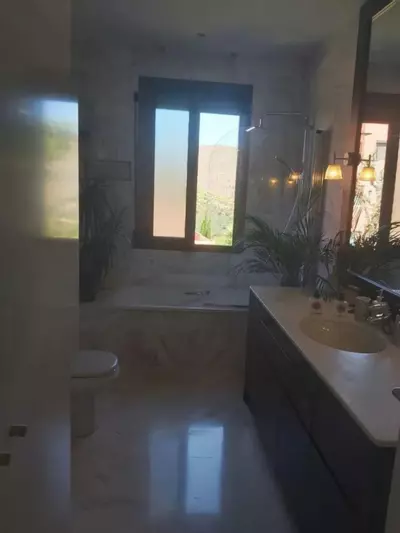 Middle Floor Apartment in Marbella