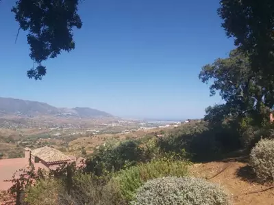 Middle Floor Apartment in Marbella