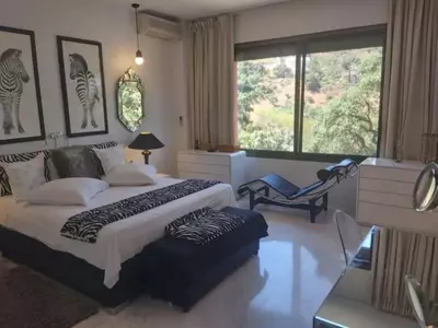 Middle Floor Apartment in Marbella