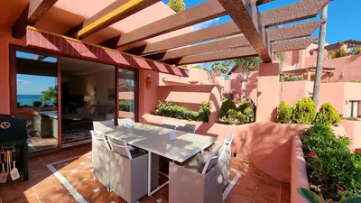 Middle Floor Apartment in Estepona