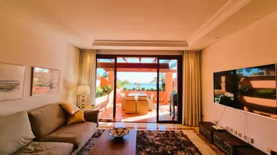 Middle Floor Apartment in Estepona