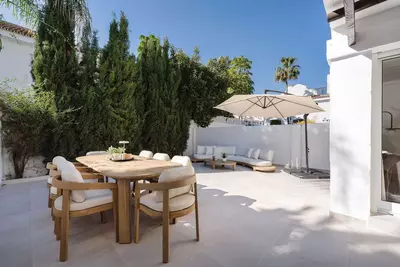 Townhouse in Nueva Andalucía