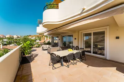 Duplex in Nueva Andalucía