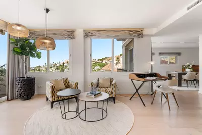 Duplex in Nueva Andalucía