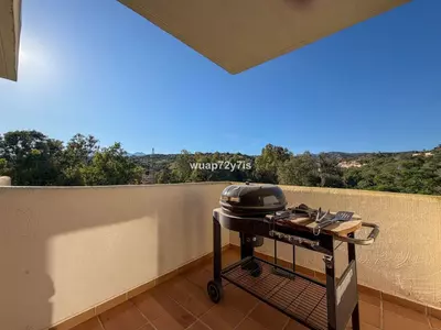 Middle Floor Apartment in Elviria