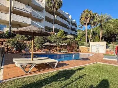 Middle Floor Apartment in Elviria