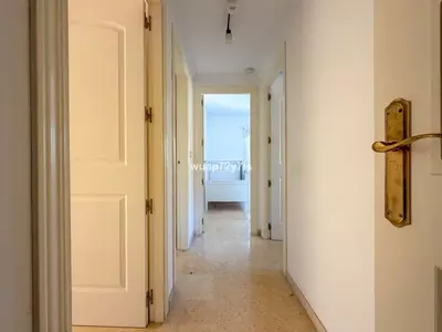 Middle Floor Apartment in Elviria