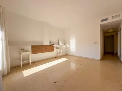 Middle Floor Apartment in Elviria