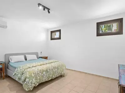 Detached Villa in Selwo