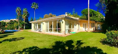 Detached Villa in Elviria