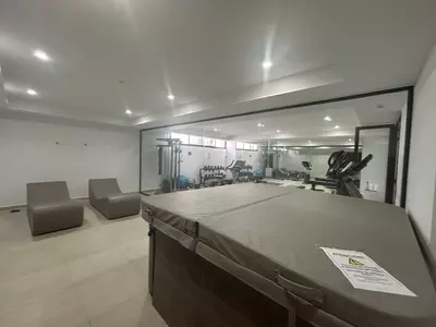 Middle Floor Apartment in Estepona