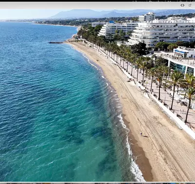 Middle Floor Apartment in Marbella