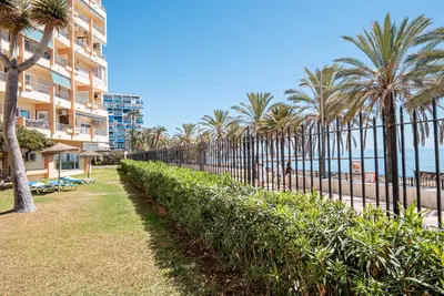 Middle Floor Apartment in Marbella