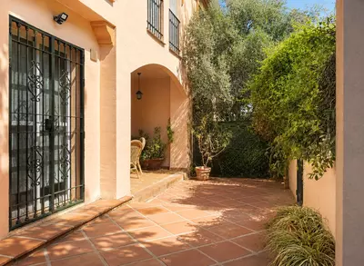 Semi-Detached House in Guadalmina Alta