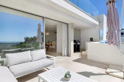 Penthouse in Nueva Andalucía
