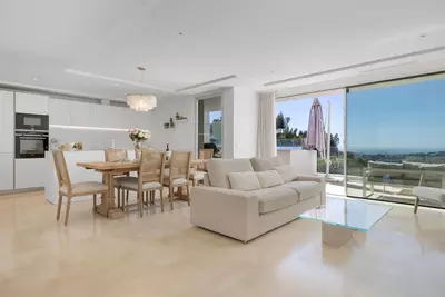 Penthouse in Nueva Andalucía