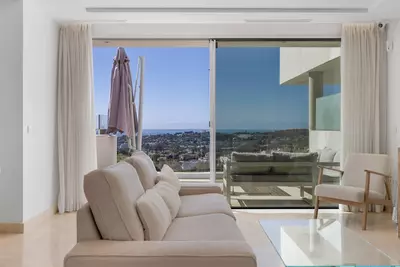 Penthouse in Nueva Andalucía