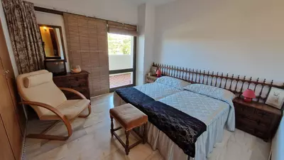 Middle Floor Apartment in Estepona