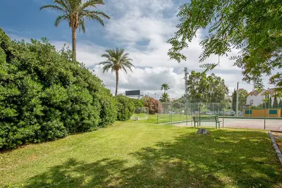 Middle Floor Apartment in Estepona