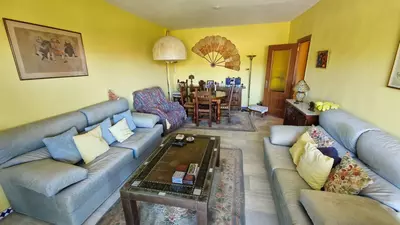 Middle Floor Apartment in Estepona