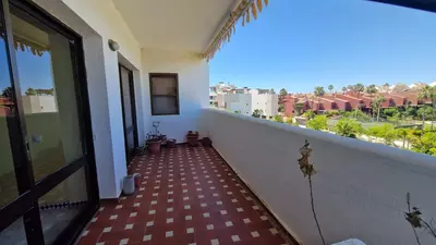 Middle Floor Apartment in Estepona