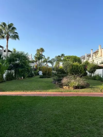 Semi-Detached House in Puerto Banús