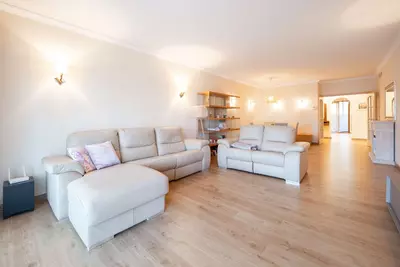 Middle Floor Apartment in Puerto Banús