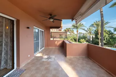 Middle Floor Apartment in Puerto Banús