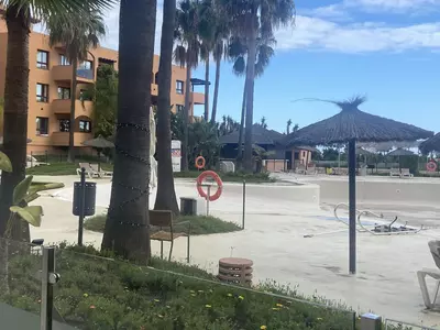 Middle Floor Apartment in Benahavís