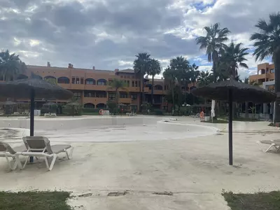 Middle Floor Apartment in Benahavís