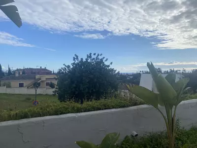 Middle Floor Apartment in Benahavís