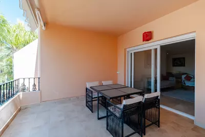 Ground Floor Apartment in Nueva Andalucía