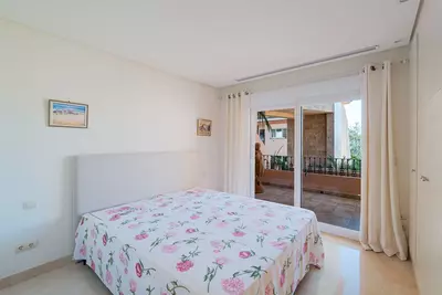 Ground Floor Apartment in Nueva Andalucía
