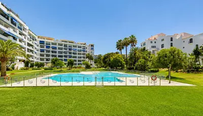Middle Floor Apartment in Puerto Banús