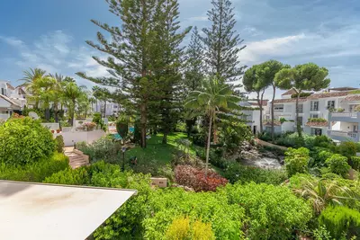 Middle Floor Apartment in Elviria