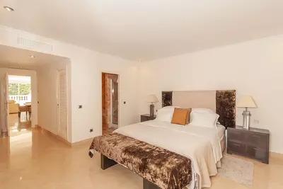 Middle Floor Apartment in Elviria
