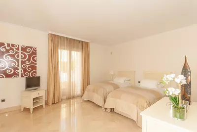Middle Floor Apartment in Elviria