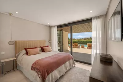 Detached Villa in Nueva Andalucía