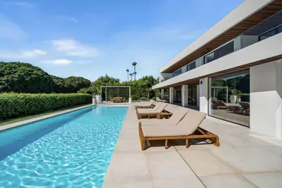 Detached Villa in Nueva Andalucía