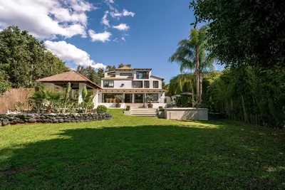 Detached Villa in Nueva Andalucía